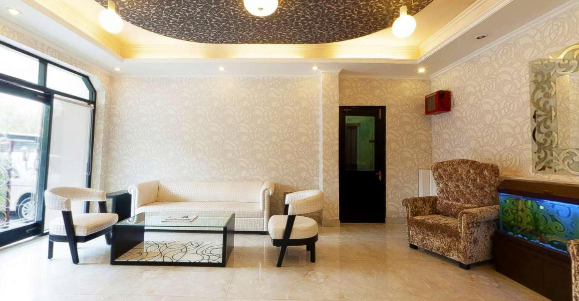 Pitrashish Grand And Premium Hotell Delhi  Eksteriør bilde